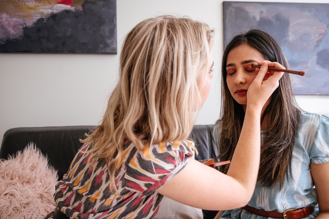 Welke kleur lippenstift past bij jou? Dit is hoe je het uitzoekt